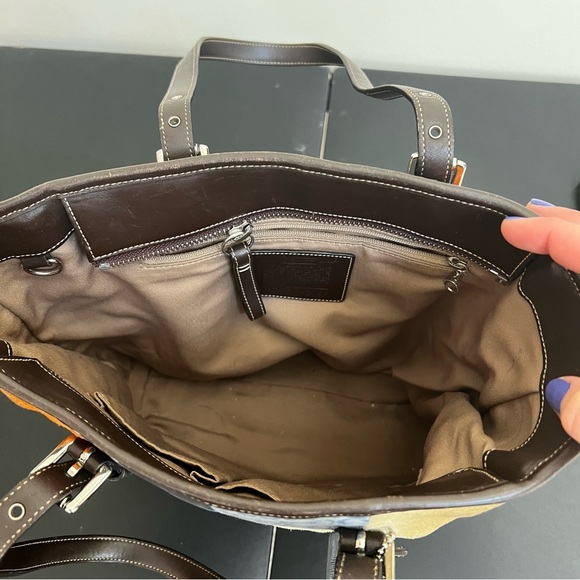 Charles David Leather Handbag Shoulder Bag With Two Straps And Zipper Close - Picture 8 of 10